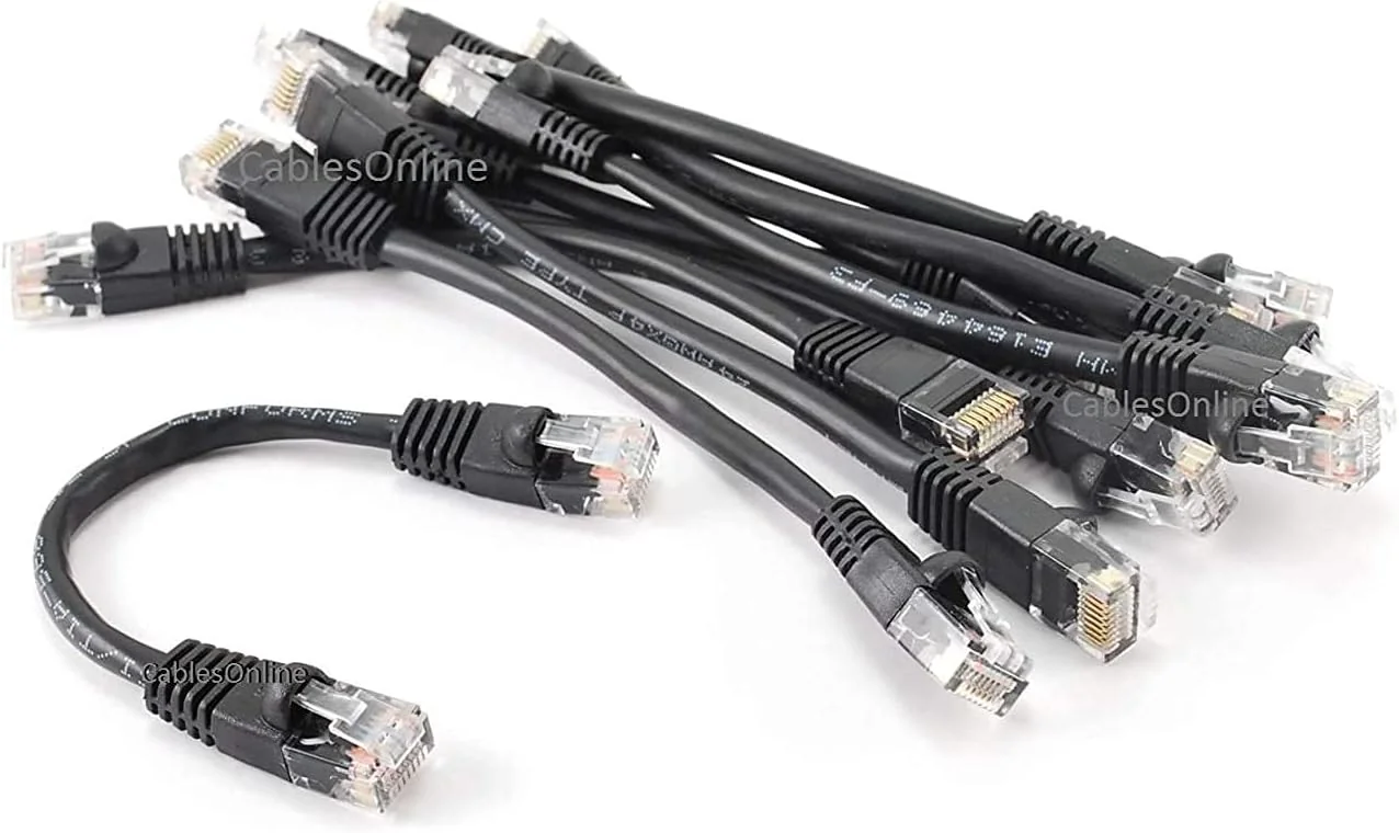 CablesOnline 10-Pack 6inch CAT5e UTP Ethernet RJ45 Volledige 8-Draads Zwarte Patchkabel
